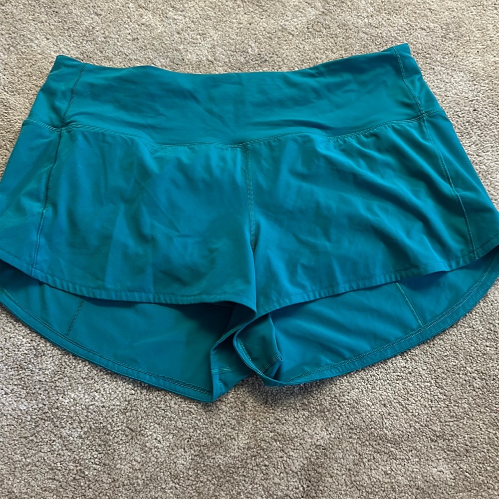 Lululemon 2.5 inch speed up short